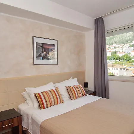 Xandy 杜布罗夫尼克